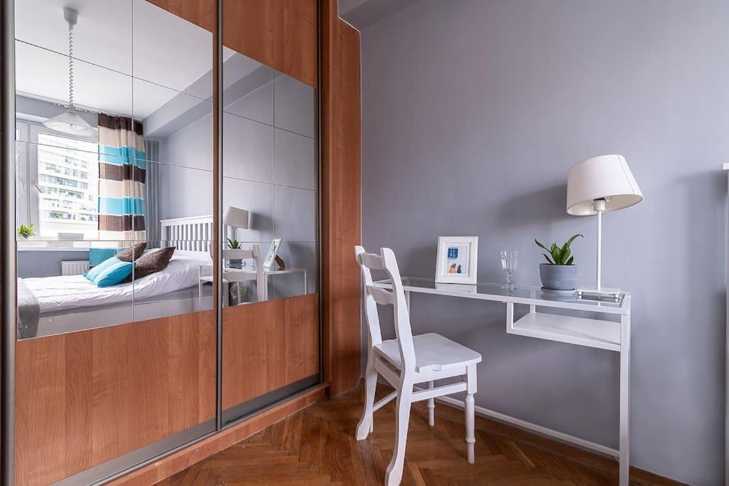 Central Station Gold Street Apartment Варшава Экстерьер фото